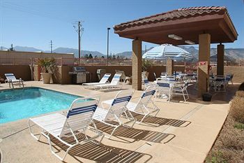 Hotel Garden Place Suites