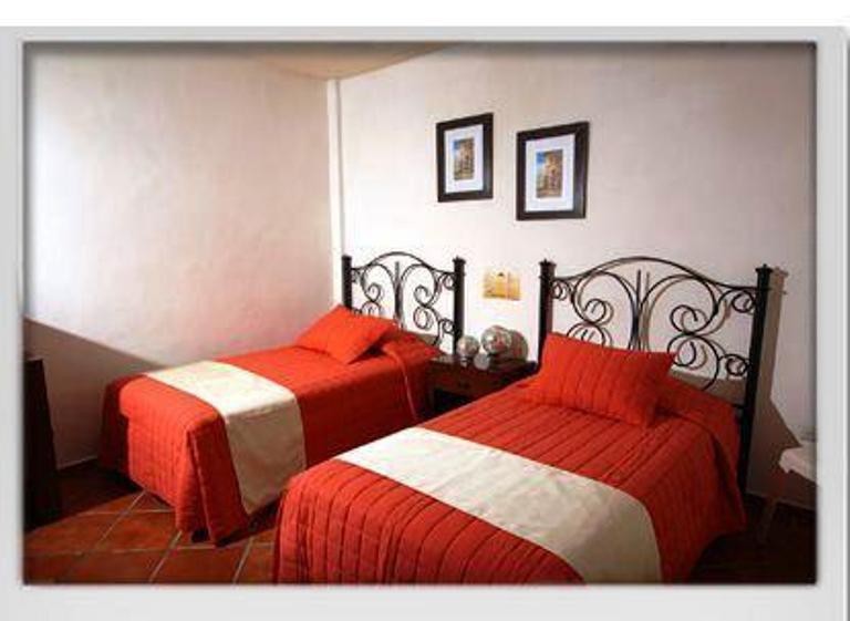 Aparthotel Los Girasoles