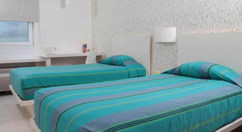 Hotel City Express Junior Canc�n