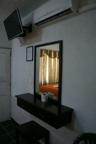 Hotel Del Angel