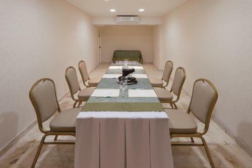 Capital Plaza Hotel