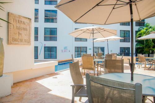 Capital Plaza Hotel