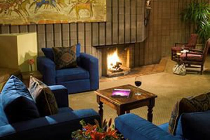 Hotel Doubletree By Hilton Phoenix- Tempe