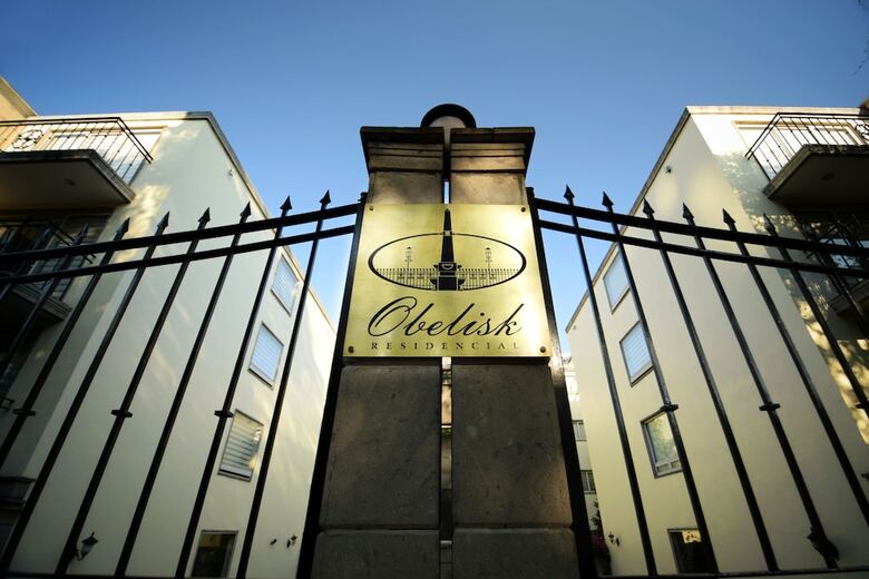 Hotel Suites Obelisk