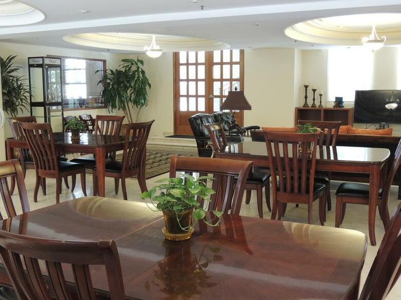 Hotel Suites Obelisk