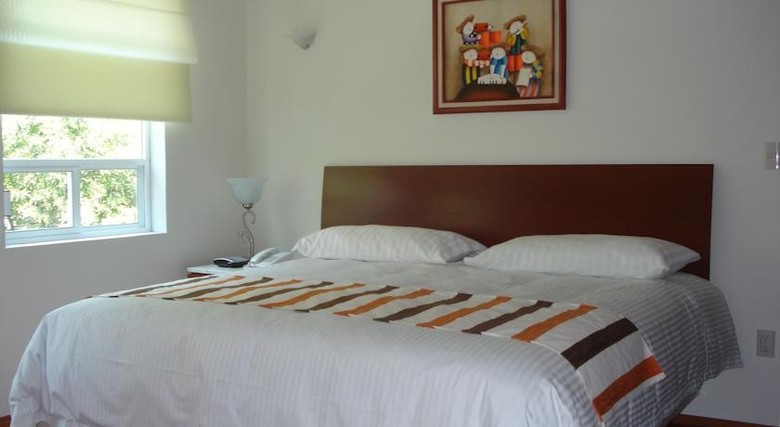 Aparthotel Suites Aristoteles 140
