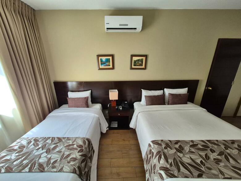 Hotel El Tambo 1