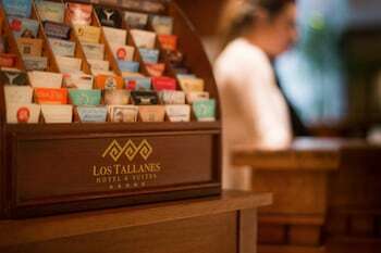 Aparthotel Los Tallanes Hotel & Suites