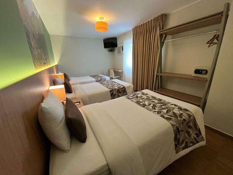 Hotel El Tambo 2