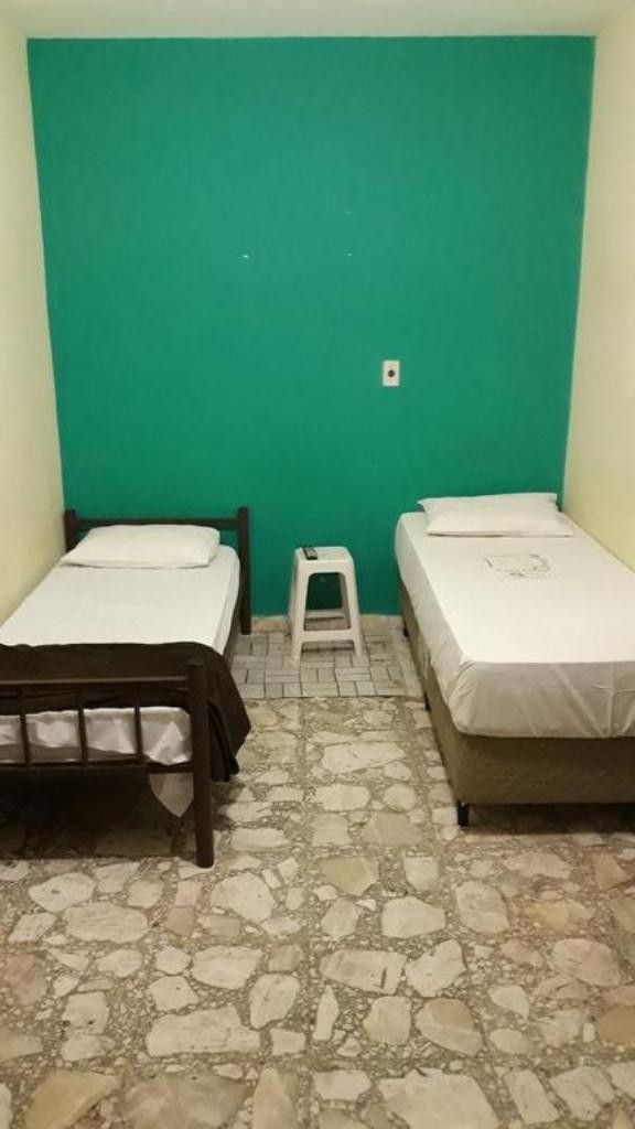 Hostal Pousada West