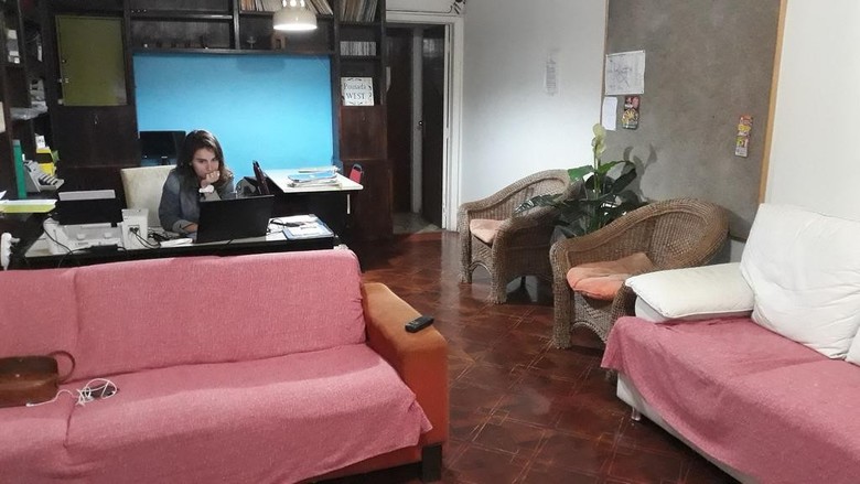 Hostal Pousada West