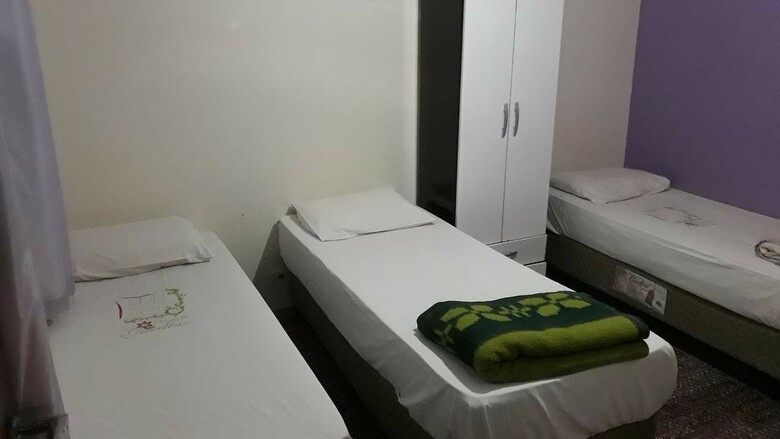 Hostal Pousada West