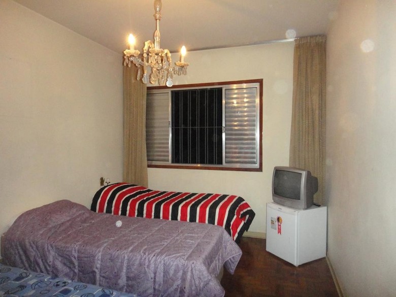 Hostal Pousada West