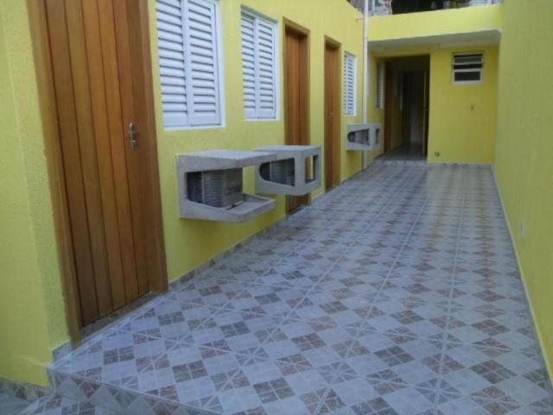 Hostal Pousada West