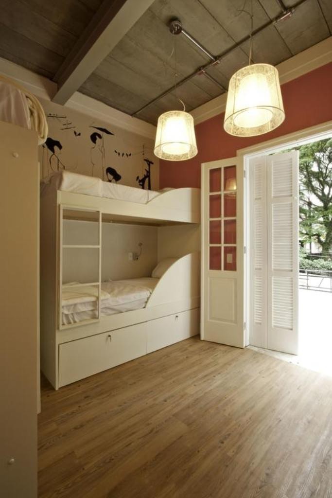 Albergue Bee W