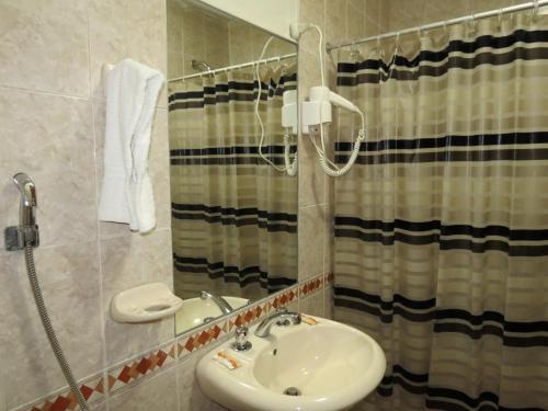 Hostal Miraflores Inn