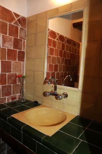 Hostal Albergue Rural De Guara