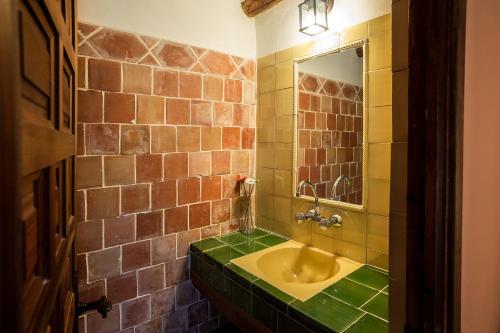 Hostal Albergue Rural De Guara