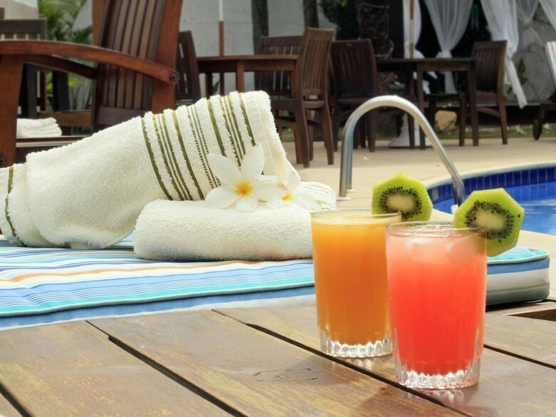Hostal Farol De Itapu� Praia Hotel