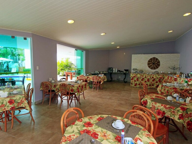 Hostal Farol De Itapu� Praia Hotel