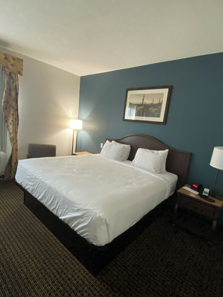 The Tombstone Grand Hotel