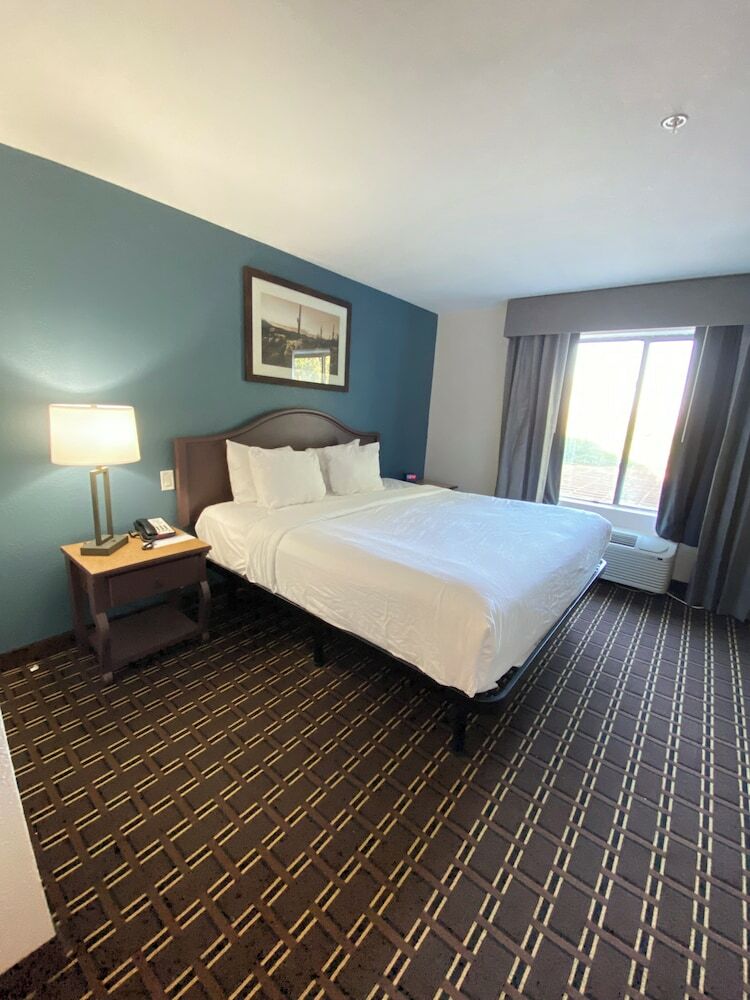 The Tombstone Grand Hotel