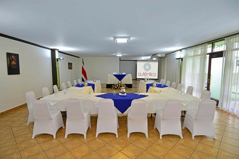 Autentico Hotel