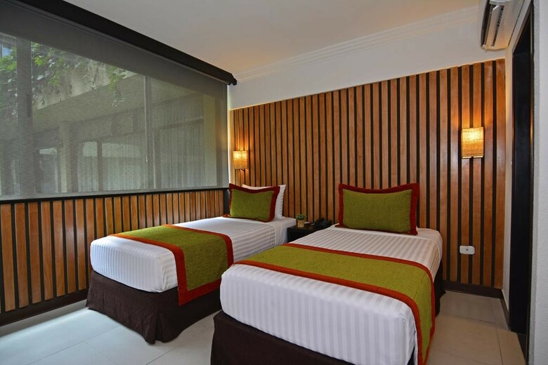 Autentico Hotel