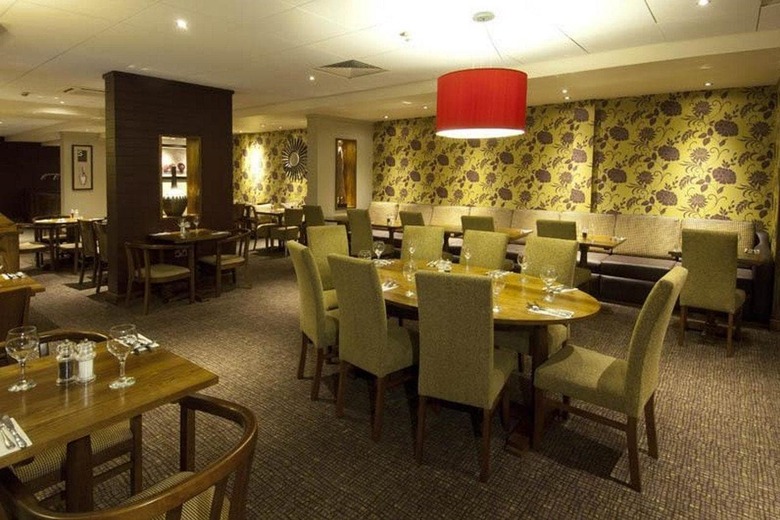 Hotel Premier Inn Bath Road