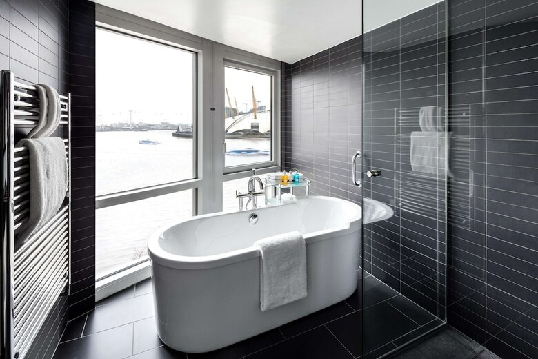 Hotel Radisson Blu Edwardian New Providence Wharf