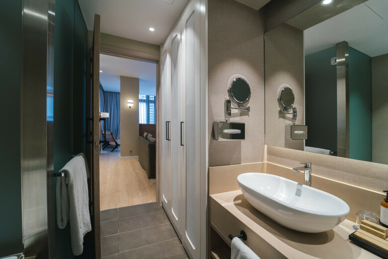 Hotel Barcel� Oviedo Cervantes
