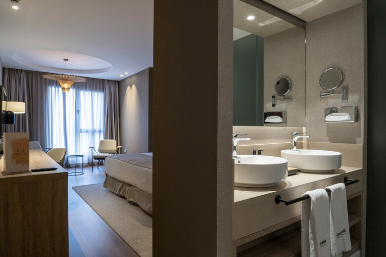 Hotel Barcel� Oviedo Cervantes