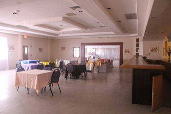 Hotel Fortuna Inn And Suites