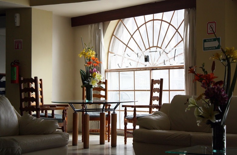 Hotel Virreyes