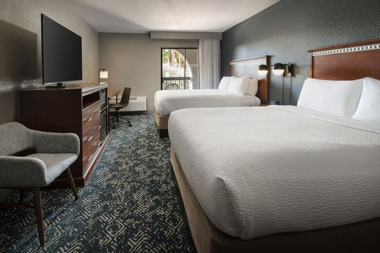 Hotel Four Points By Sheraton Tucson Airport