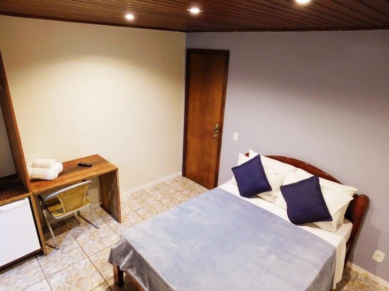 Hostal Pousada Sarata Ossos