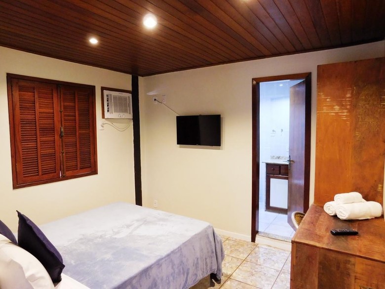 Hostal Pousada Sarata Ossos