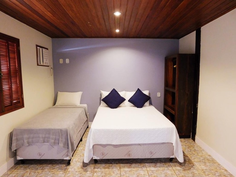 Hostal Pousada Sarata Ossos