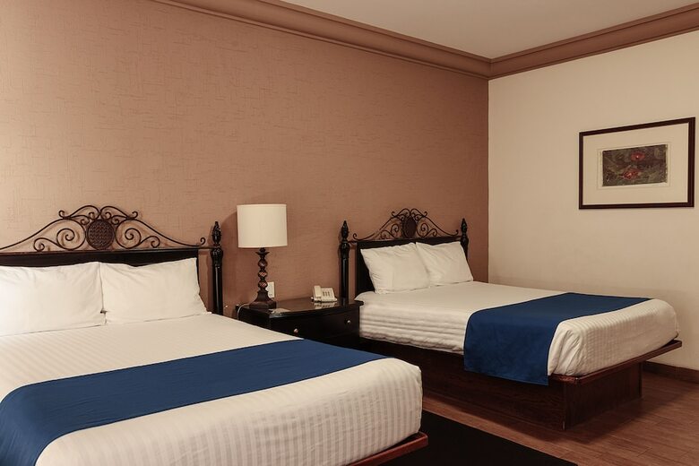 Hotel Conquistador Inn By Us Consulate