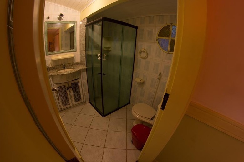Yolo Hostel
