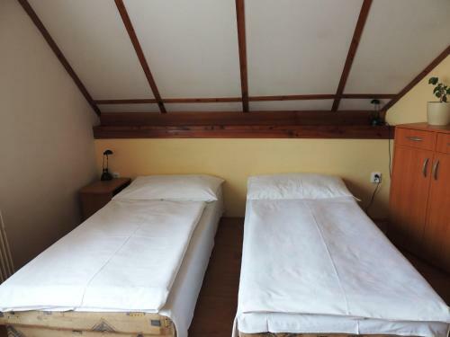 Hostal Pension Bart�k