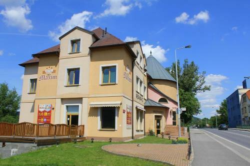 Hotel Maxim