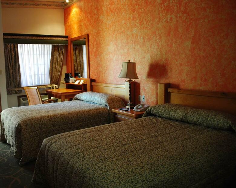Hotel Suites El Paseo