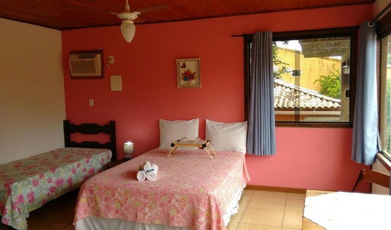 Hostal Biruta Guest House
