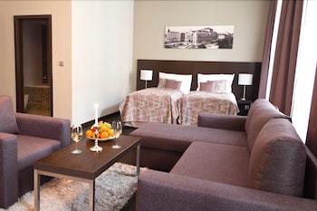 Old Town Hotel