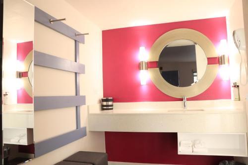 Motel University Inn