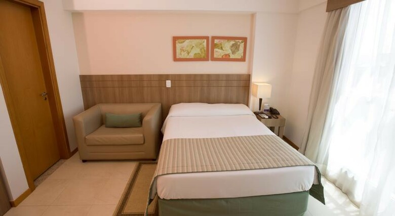 Hotel Saint Moritz Hplus Express