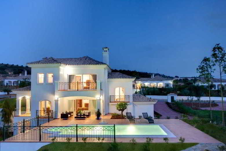 Arcos Gardens Country Estate