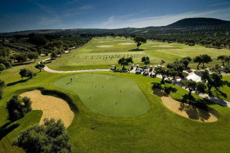 Arcos Gardens Country Estate