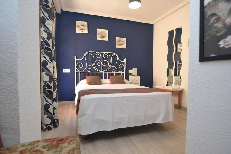 Hotel Hoster�a El Bodeg�n De Gredos